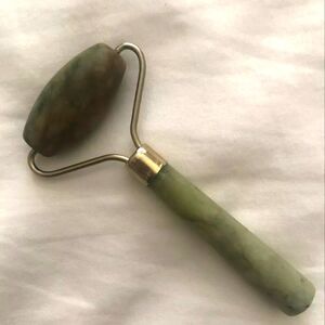 Jade Facial Roller by My Beauty Spot Reduce Wrinkles NEW Sealed